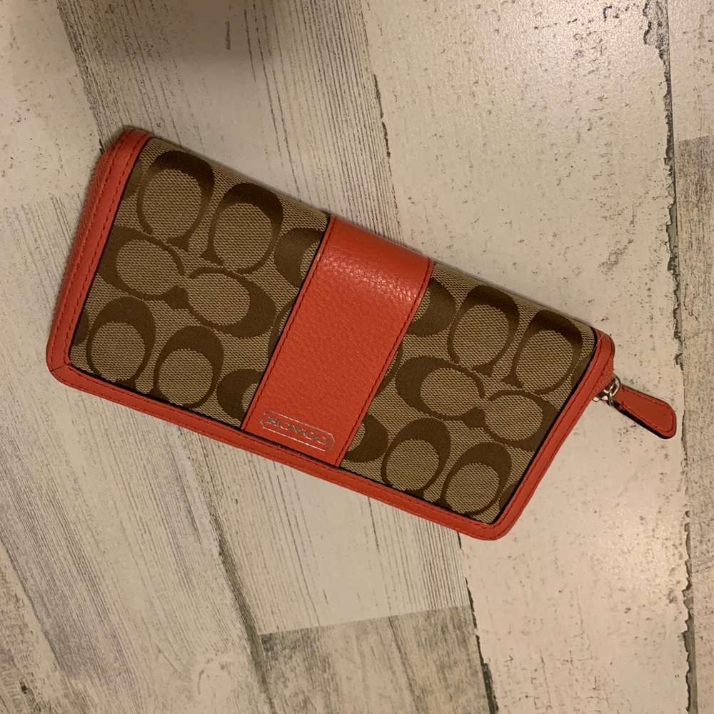 Coach wallet